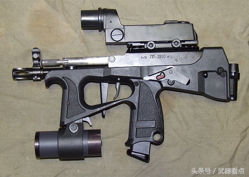 PP-93冲锋枪图片