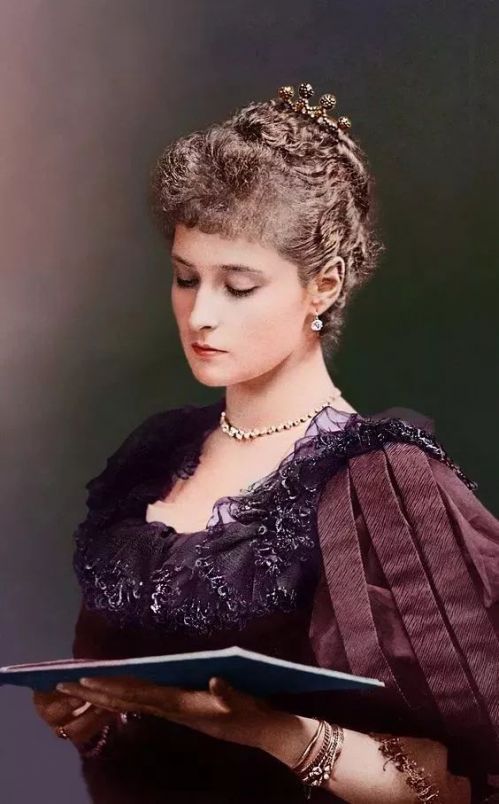 沙皇皇后亚历山德拉图片