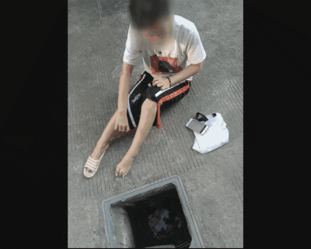 女子身亡鞋都掉了一只图片