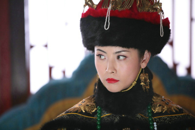 清宫皇后造型最经典的十大女星,你认为谁的气场最强大?