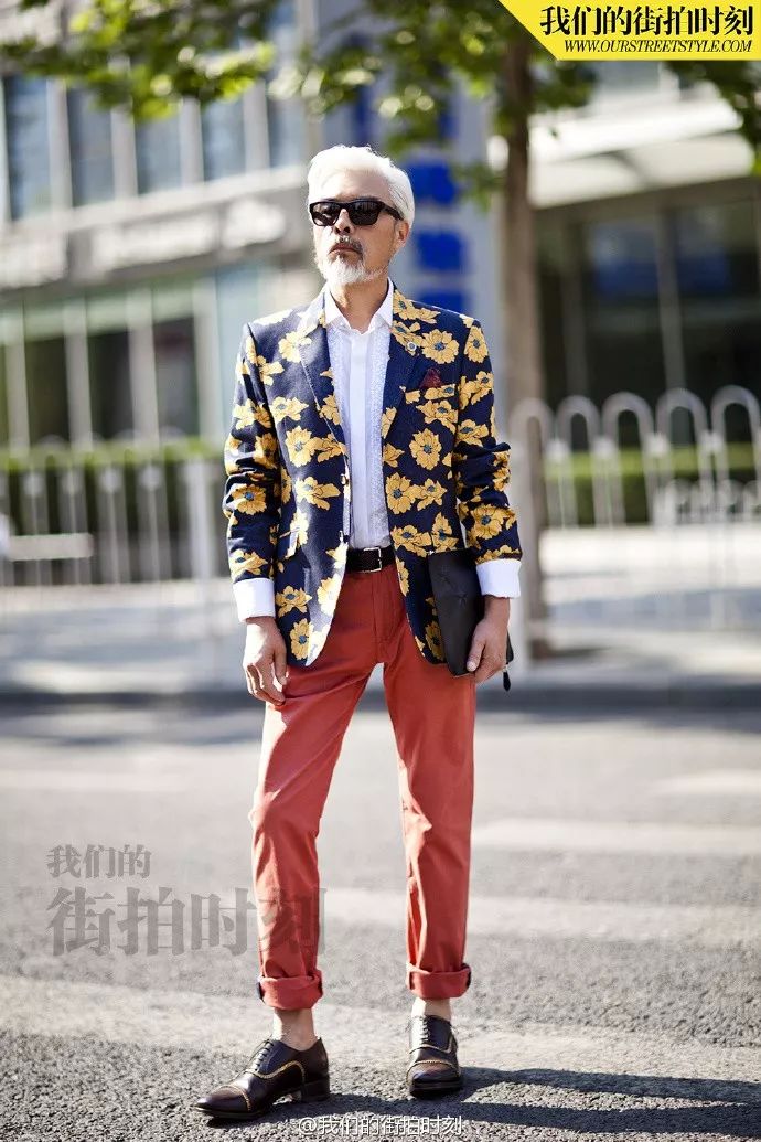 被65岁的大叔帅哭了当模特打游戏玩哈雷他演了一辈子配角却是中国最会