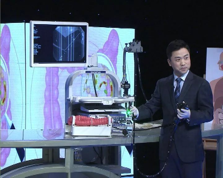 今晚18:08北京大学第一医院内镜中心常务副主任戎龙做客《健康北京》