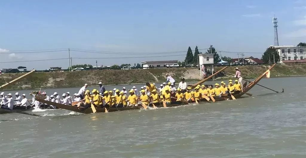 龍舟160餘條,大多村族相約農曆五月二十,匯戰裕溪河雍鎮與三汊河河段