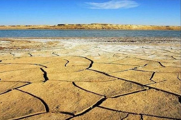 死亡之海重生!羅布泊乾涸多年再現數千平方公里湖泊,水從何處來?