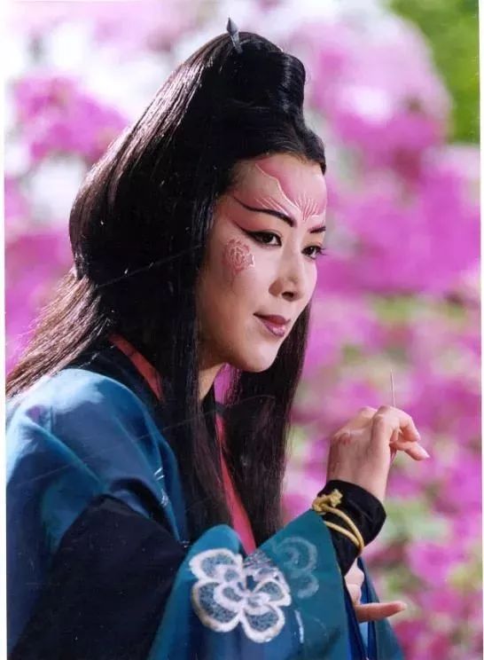 这6位东方不败的扮演者郑秀珍最美而她成为经典