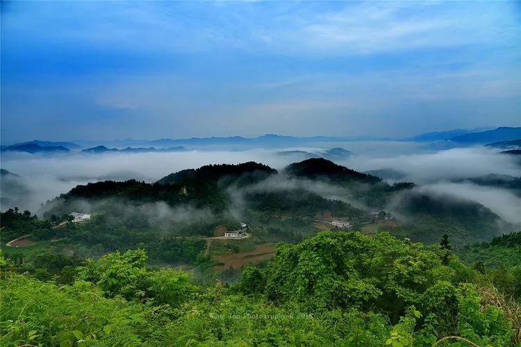 微新闻丨平利女娲云海似仙境西河水色碧连天