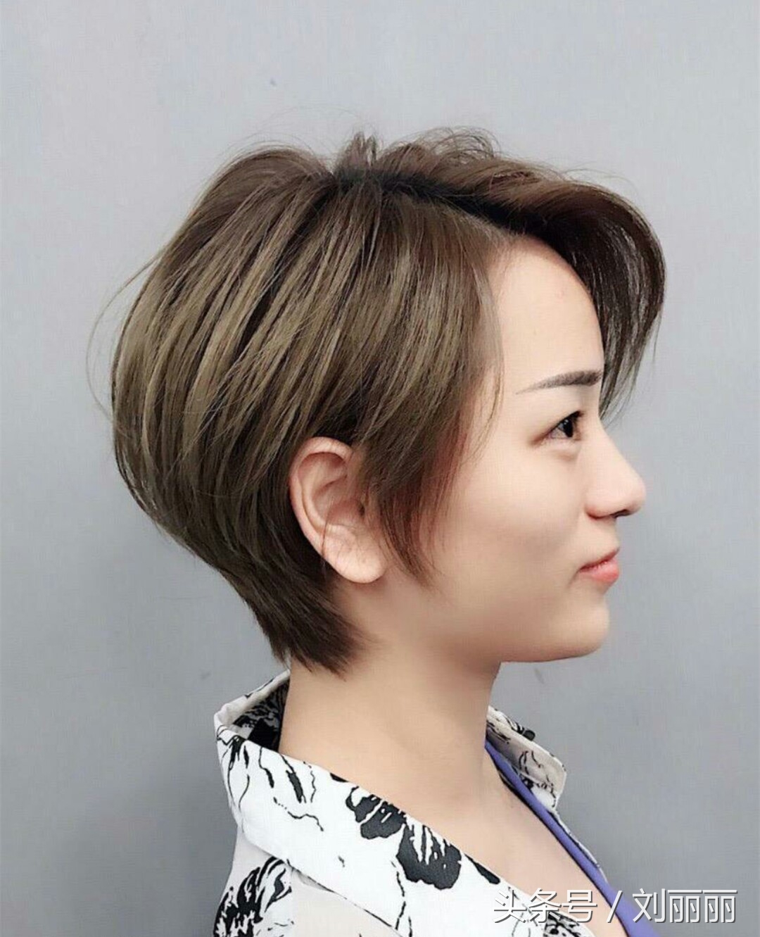 适合中年女士妈妈的短发发型，让你远离老气更显年轻！_刘海