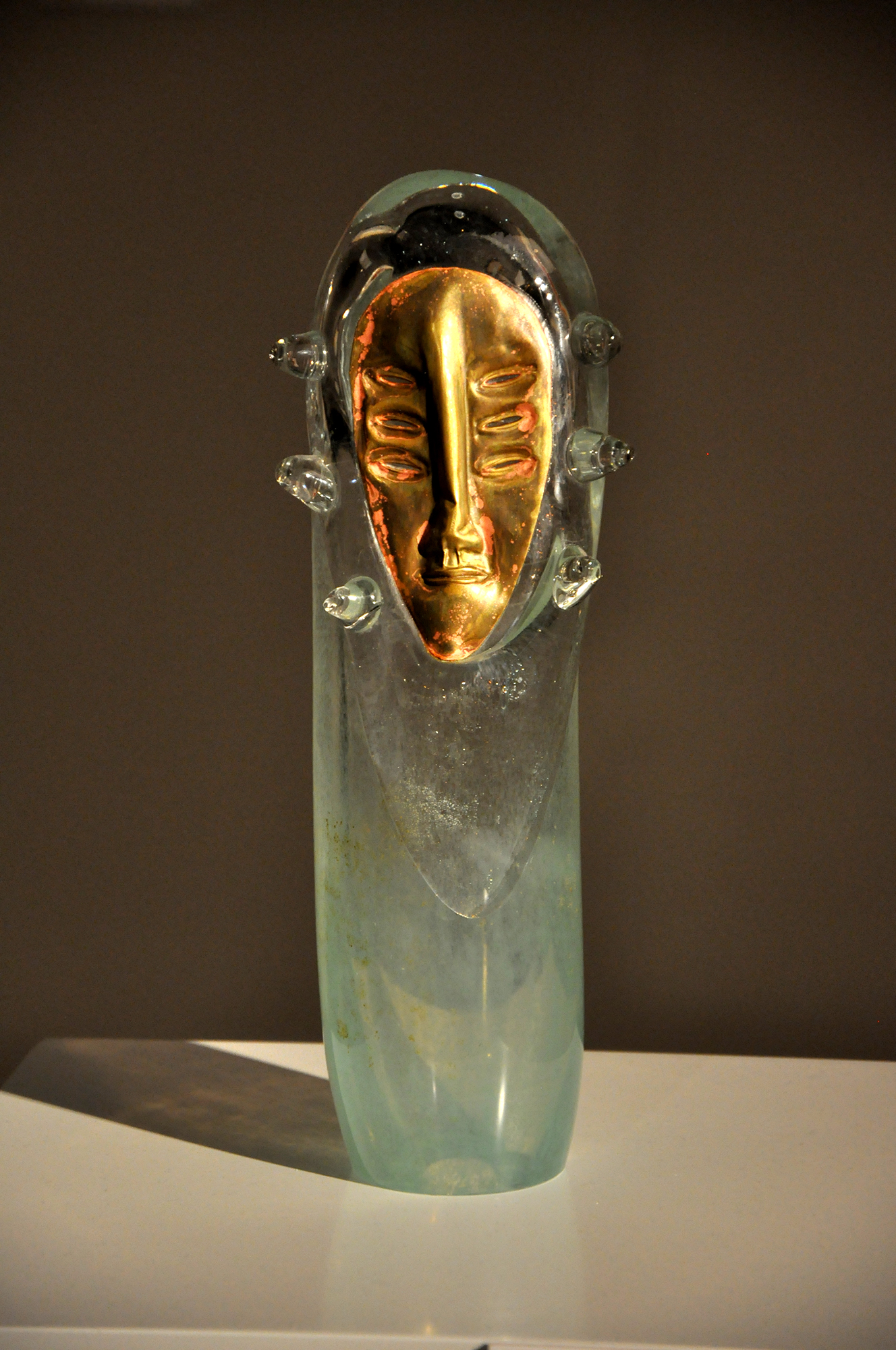 匈牙利玻璃艺术家的精彩作品了解匈牙利的玻璃艺术