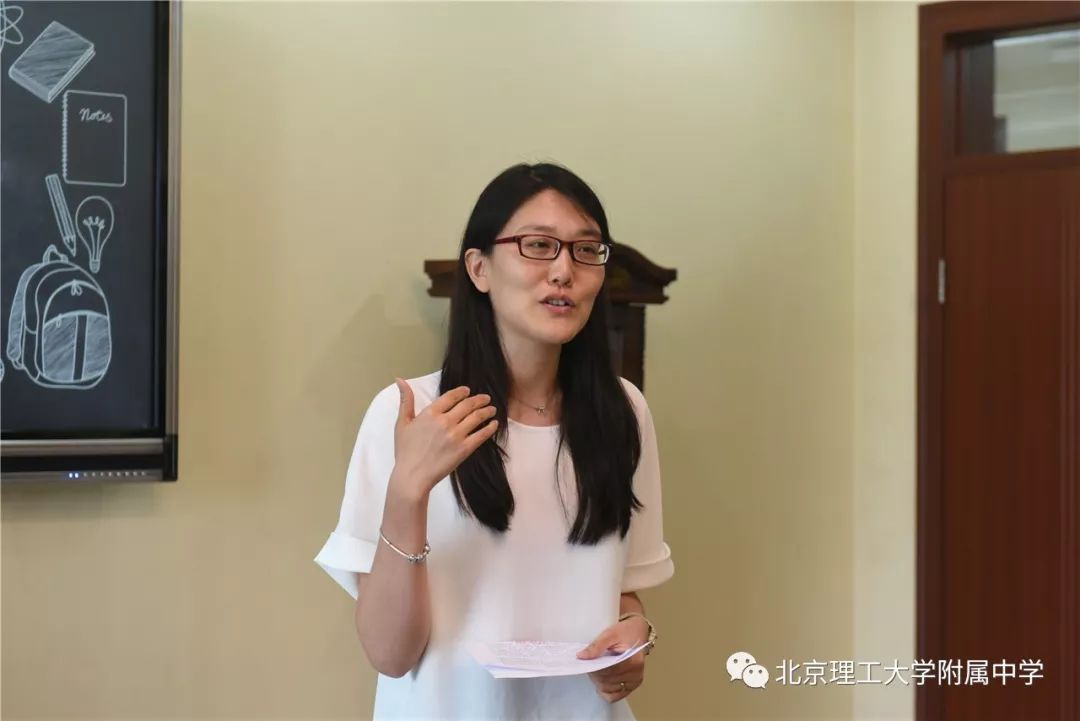 文科教师演讲后,学术委员会主任马成霞表示老师们讲述的教育教学故事