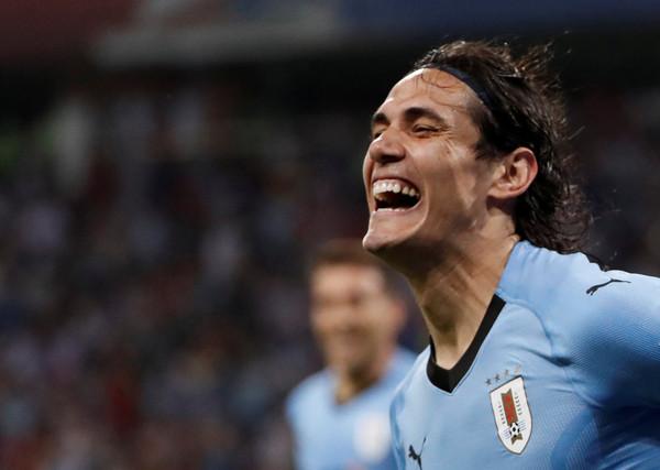 世界杯:队史2次夺冠 乌拉圭为何拥有4星球衣?