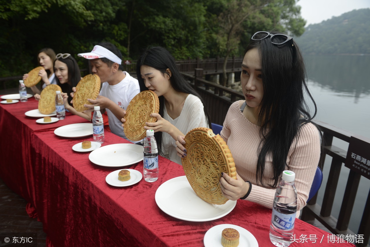 1顿吃掉20桶方便面10斤大米2盆麻辣烫30斤鱼肉,谁才是真正大胃王