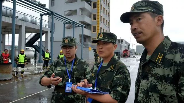 鹽城消防組織全市多種形式消防隊伍執勤崗位練兵比武競賽