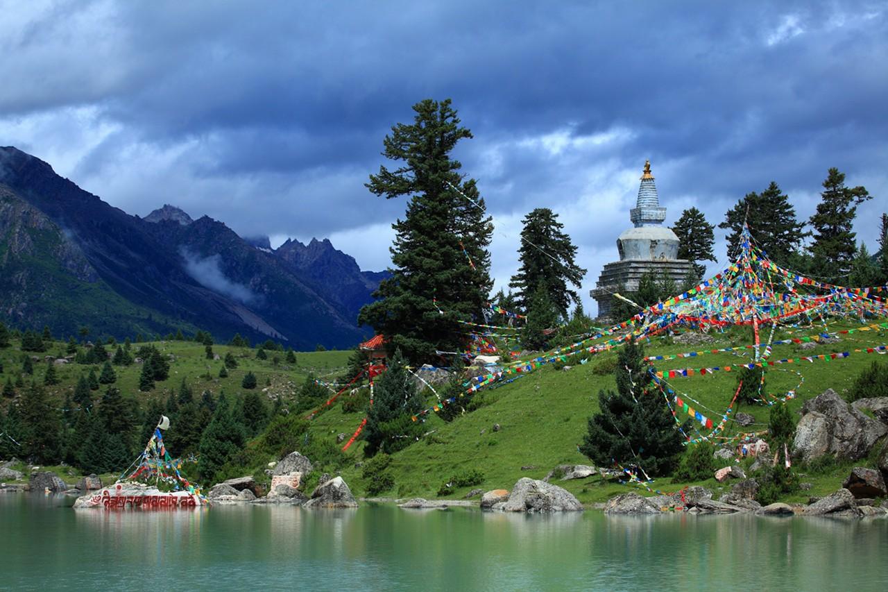 德格县旅游景点图片