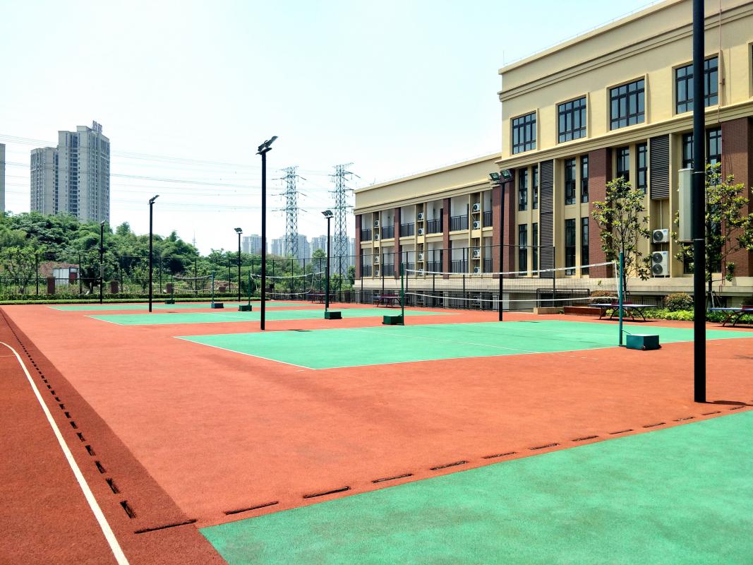 重庆清华中学欧麓校区图片