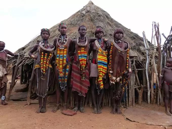 摄影团用镜头走进原始人部落埃塞俄比亚摄影团