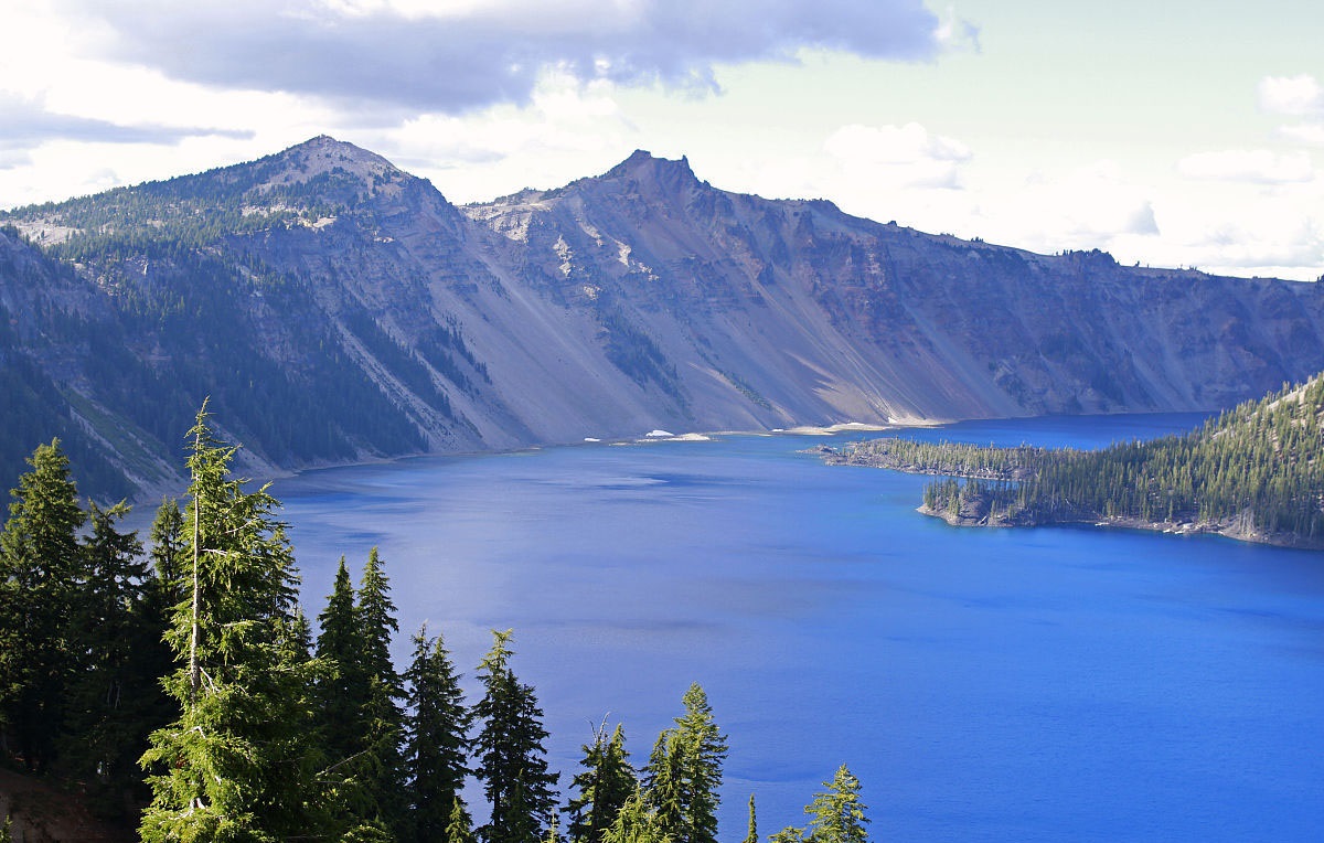 全球最美八大湖泊如画中仙境去过一个也不枉人生走一遭