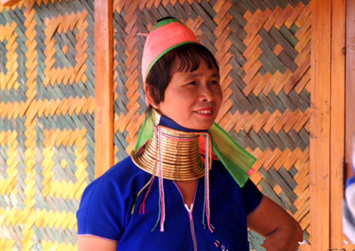 长脖子妇女，缅甸 编辑类库存图片. 图片 包括有 缅甸, 脖子, 社论, 衣裳, 聚会所, 头饰, 当地 - 68522494