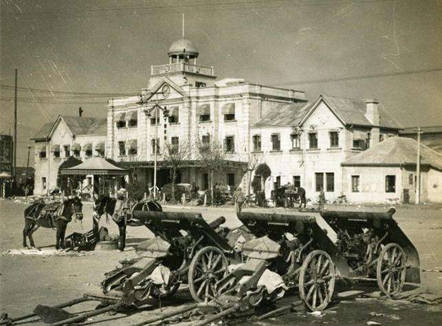 1927年,江寧車站改名為南京車站,又因其處於南京下關一度稱為