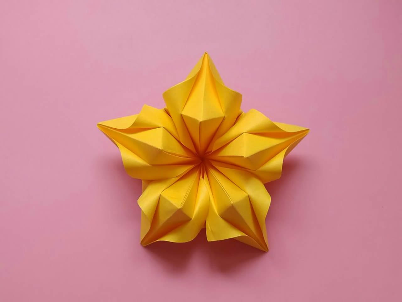 超级简单的樱花折纸,简单几步就做好,儿童益智手工折纸教程