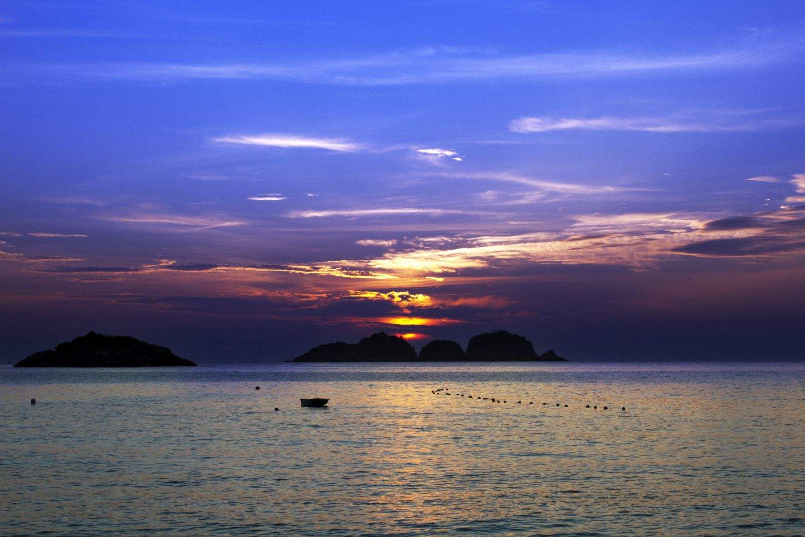 馬來西亞旅遊一個玩水度假的好地方夏日麼麼茶熱浪島