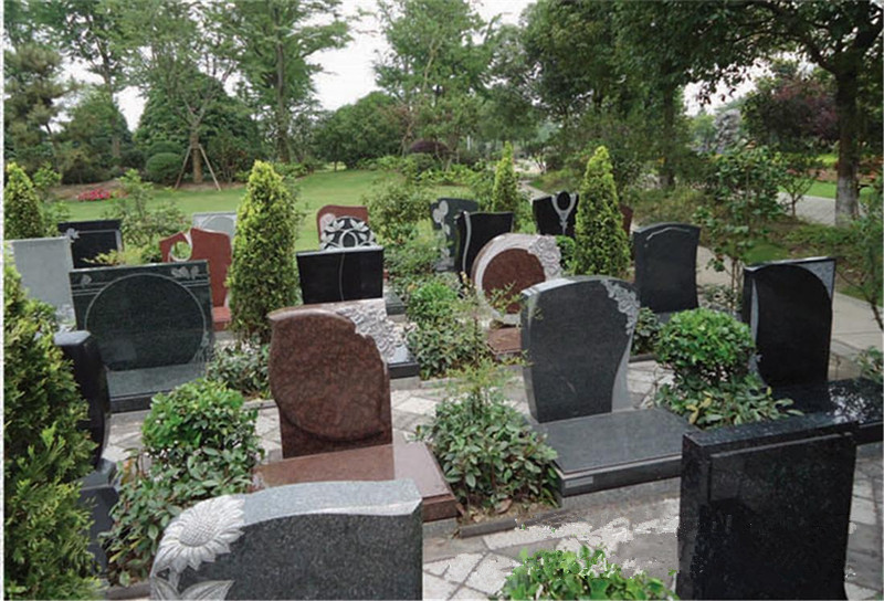 四川公墓墓碑呈个性艺术化,人像影雕墓碑逐渐受欢迎!