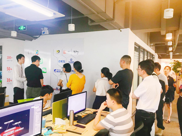 杭州市服务业联合会企业家莅临通明传媒参观考察