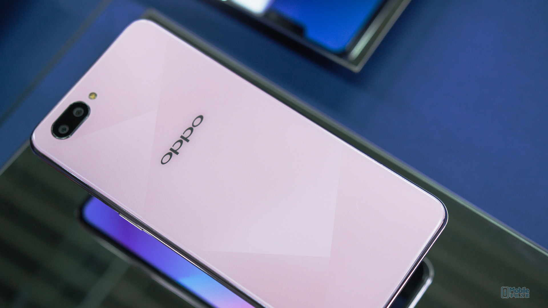 鑽石紋理,璀璨耀人:oppo a5真機圖賞