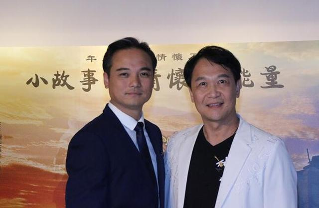 张智超导演现身香港出席大电影左滩大型首映礼