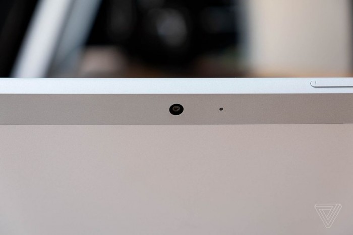 Surface Go真机和配件高清图赏