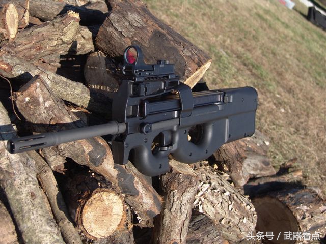 p90冲锋枪5.7mm子弹图片