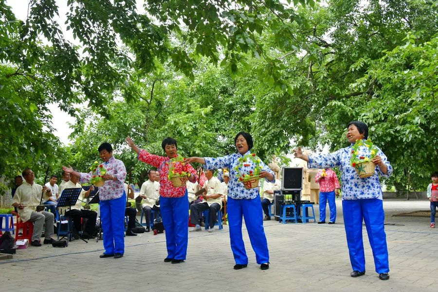 夏津公园打死人图片