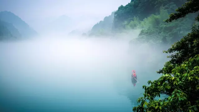 山重水複疑無路柳暗花明又一村