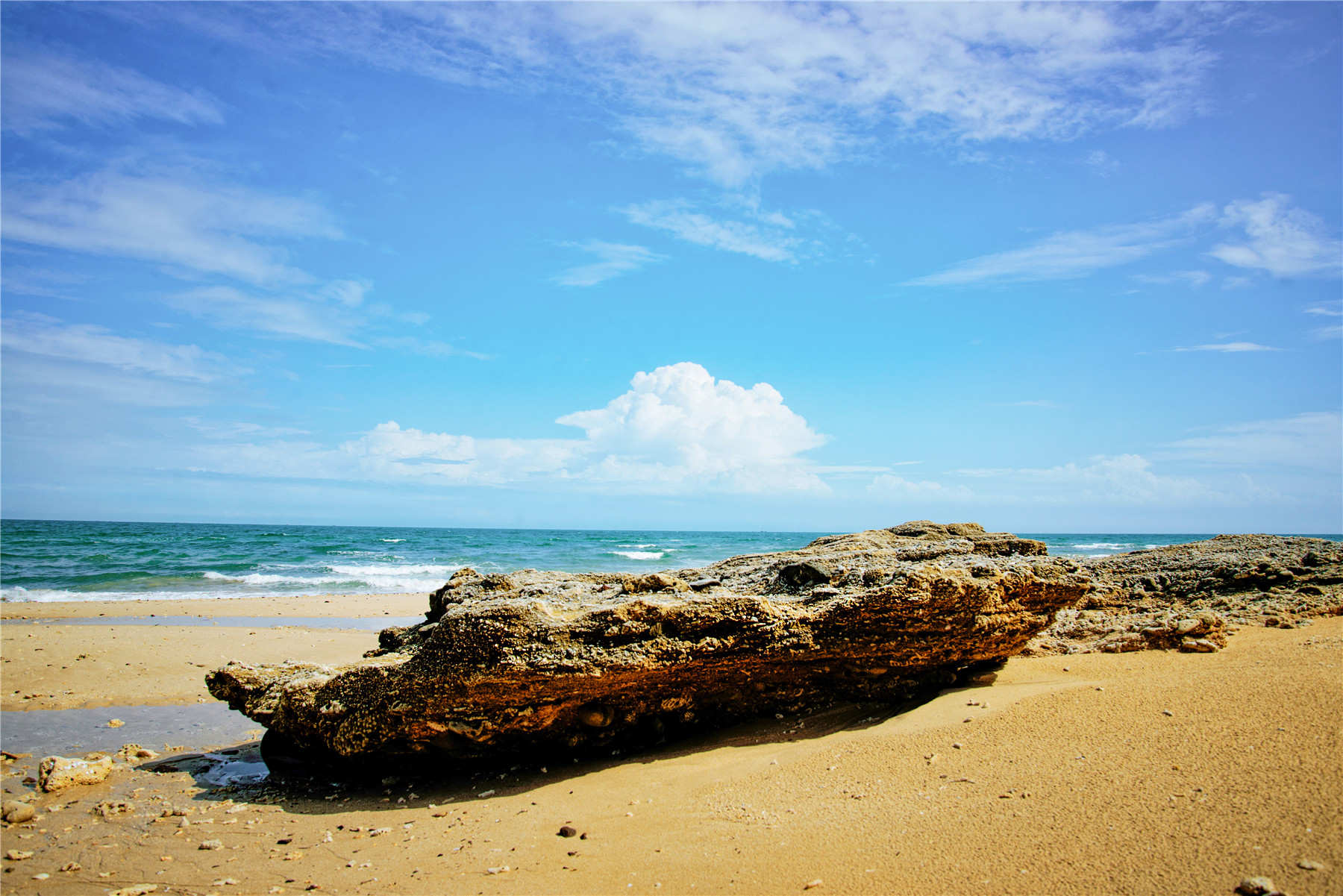 聽過南海東海你知道南方有個三面環海的小城叫北海嗎