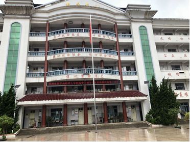威宁民族中学新校区图片