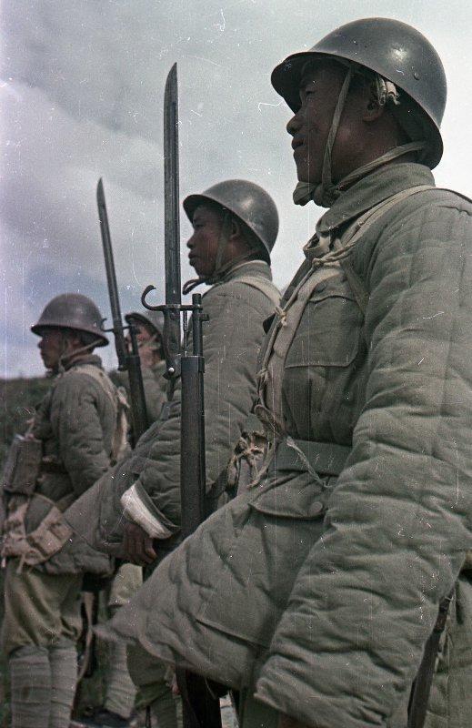 1946年解放军服装图片