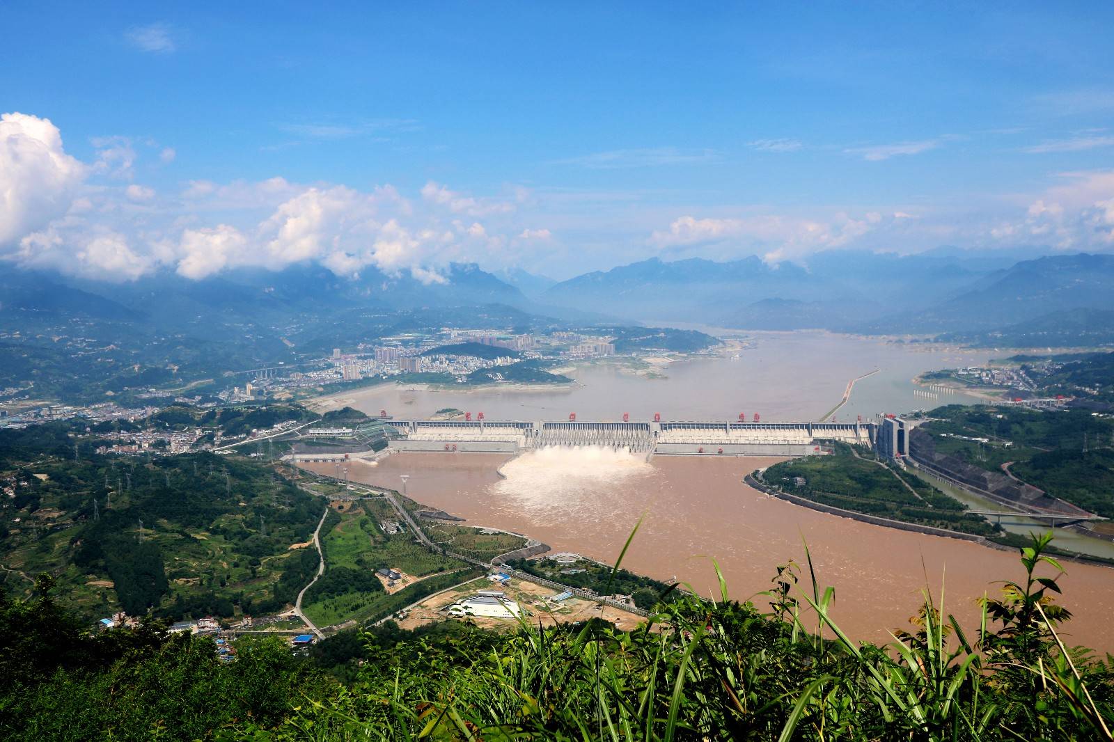 三峡大坝俯视图图片