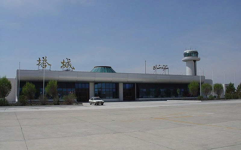 塔河机场图片