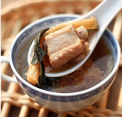 菜干薏米猪骨汤图片