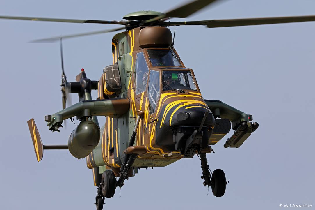 世界十大武装直升机,美售台阿帕奇排第几?