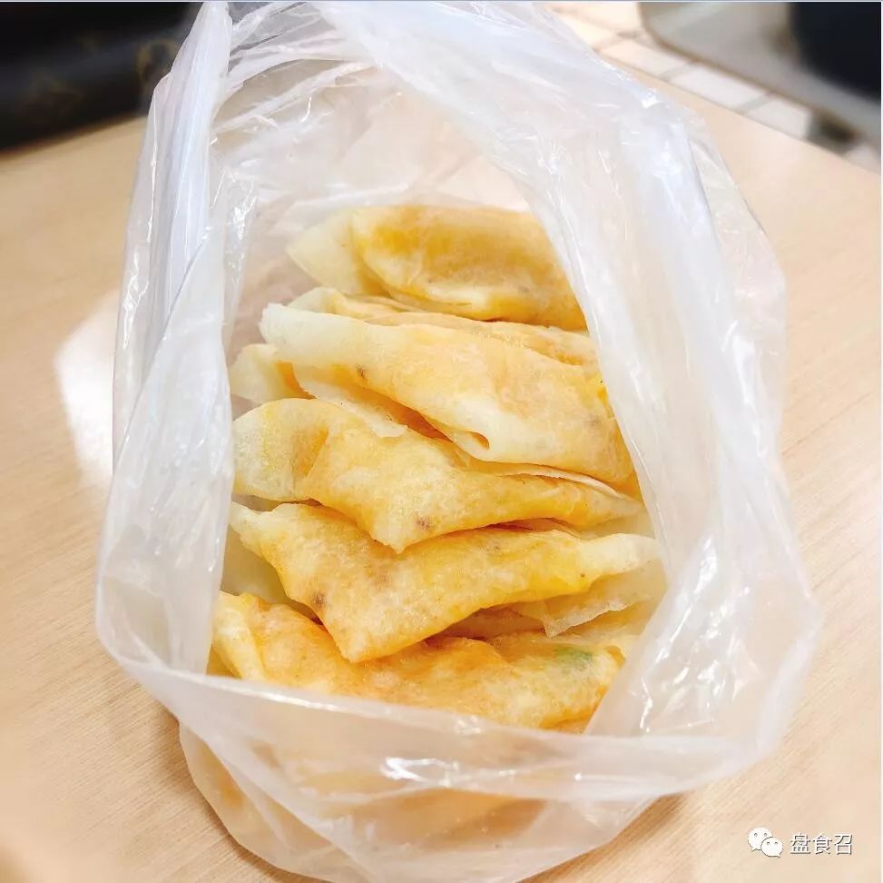 盘锦特色美食傲娇老板娘的傲娇小卷饼让你爱不释手的兄弟肉夹馍