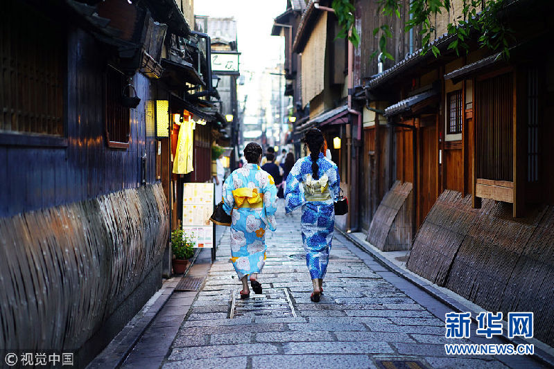 日本京都 18祇园祭即将举行京都城区氛围浓厚