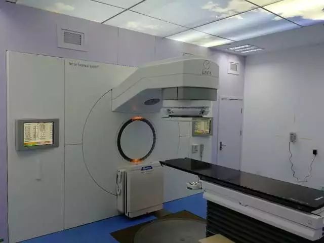 奉城医院医用直线加速器成功的放射治疗取决于给予肿瘤最大剂量照射的