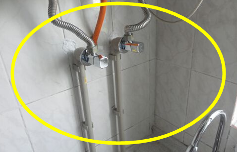 淋浴冷热水管安装实图图片