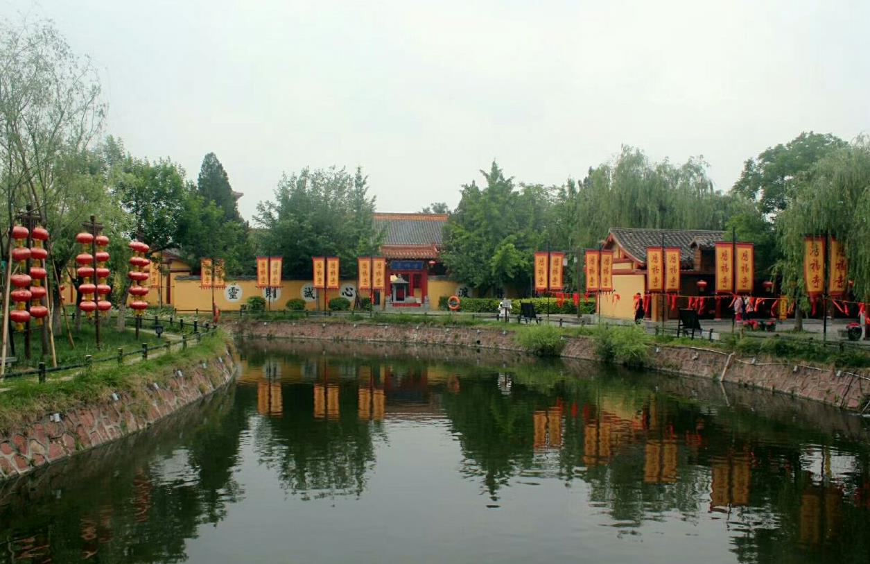 宋朝古都汴京千年繁華再現,宋代文化實景主題公園開封清明上河園