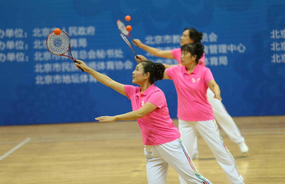 北京市第十五届运动会群众项目柔力球比赛东城代表队获一等奖