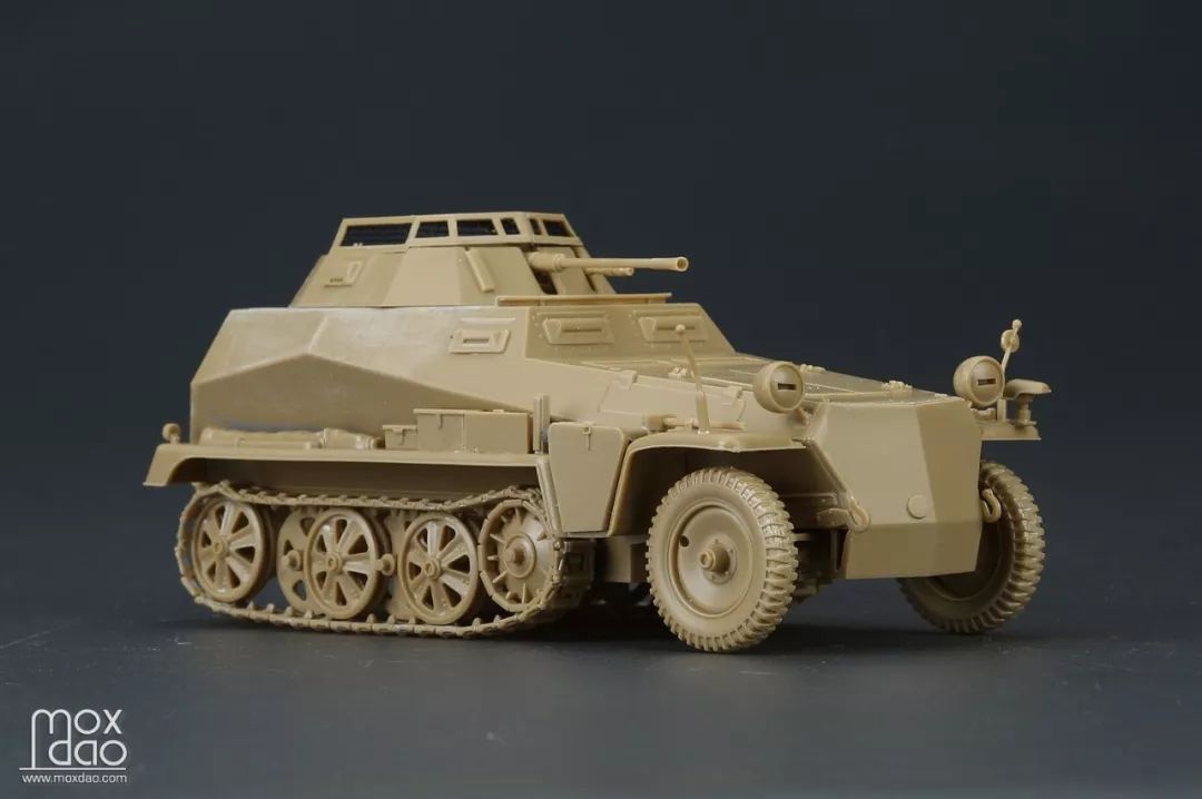 田宫二战德军2509半履带装甲侦察车模型评测
