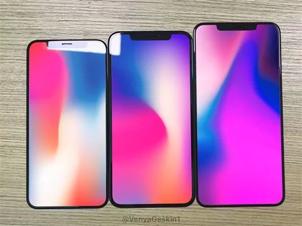 2018款iPhone前面板曝光：你能看出OLED和LCD面板的差别吗