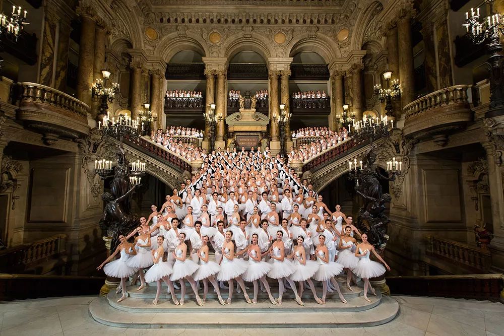 ▼巴黎歌剧院芭蕾舞团▼法国国家队本届世界杯的冠军法国,作为浪漫