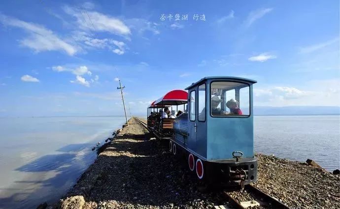 茶卡盐湖橡皮山黑马河早起可至青海湖畔欣赏绝美的青海湖日出,早餐后