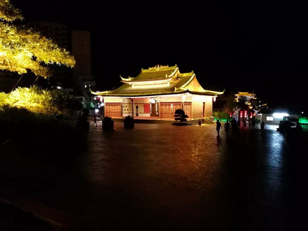 玄武山夜景图片图片
